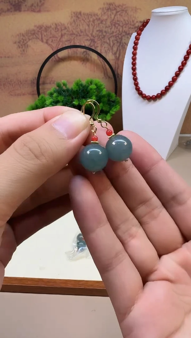 14K金镶嵌翡翠耳饰E78
