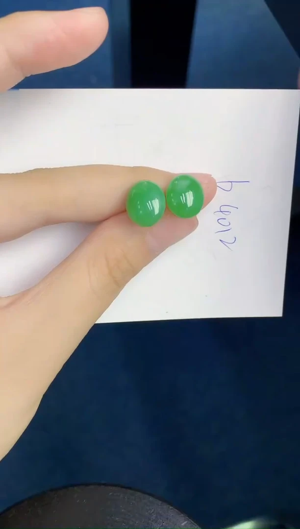 翡翠18K金镶嵌颈饰天然翡翠緬甸A貨