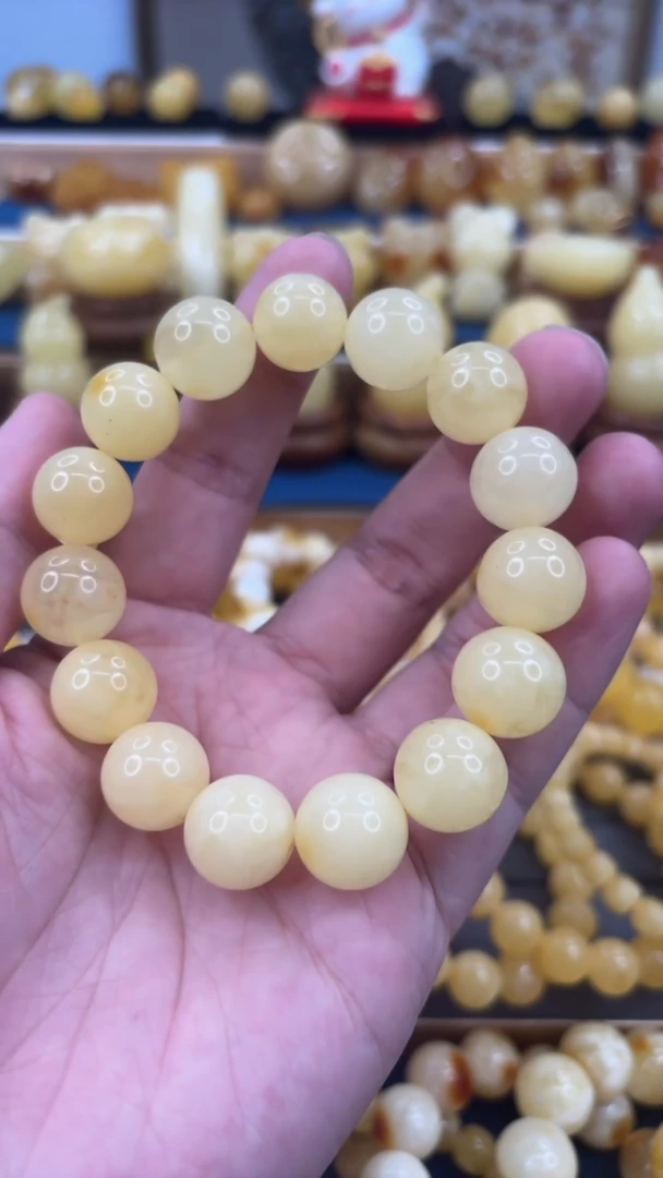 手串琥珀未镶嵌p57白花蜡微瑕手串 14+mm 27.07克