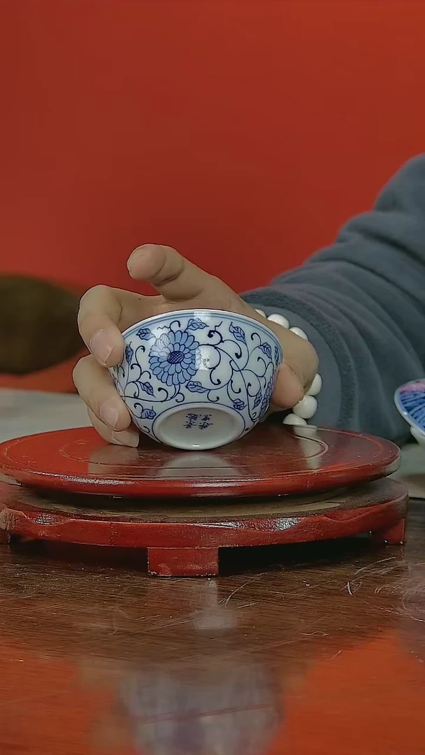 【闪购商品】001好瓷推荐官青花缠枝菊花花卉主人杯