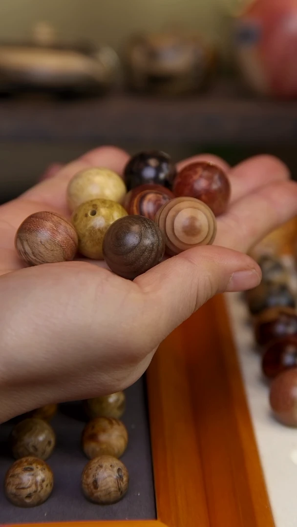 【闪购商品】木2。0手串佛珠各种木头