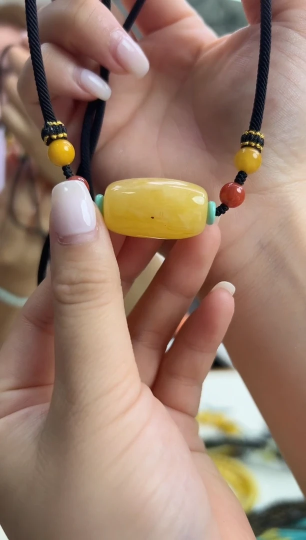裸石琥珀未镶嵌琥珀蜜蜡吊坠