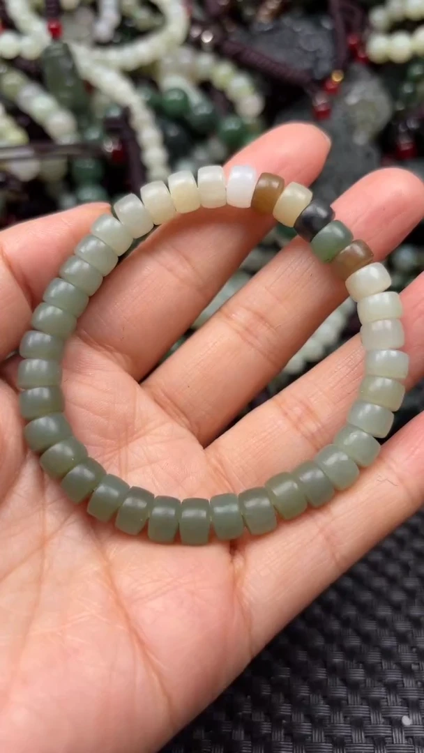 【闪购商品】和田玉颈饰未镶嵌.