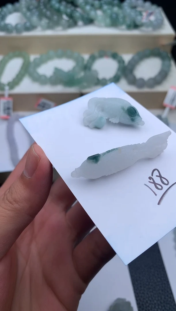 未镶嵌定制翡翠覅翡翠