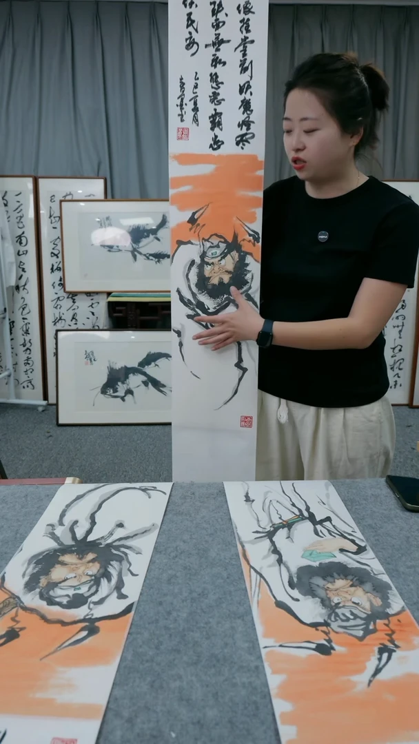 国画本土老师人物小卷轴