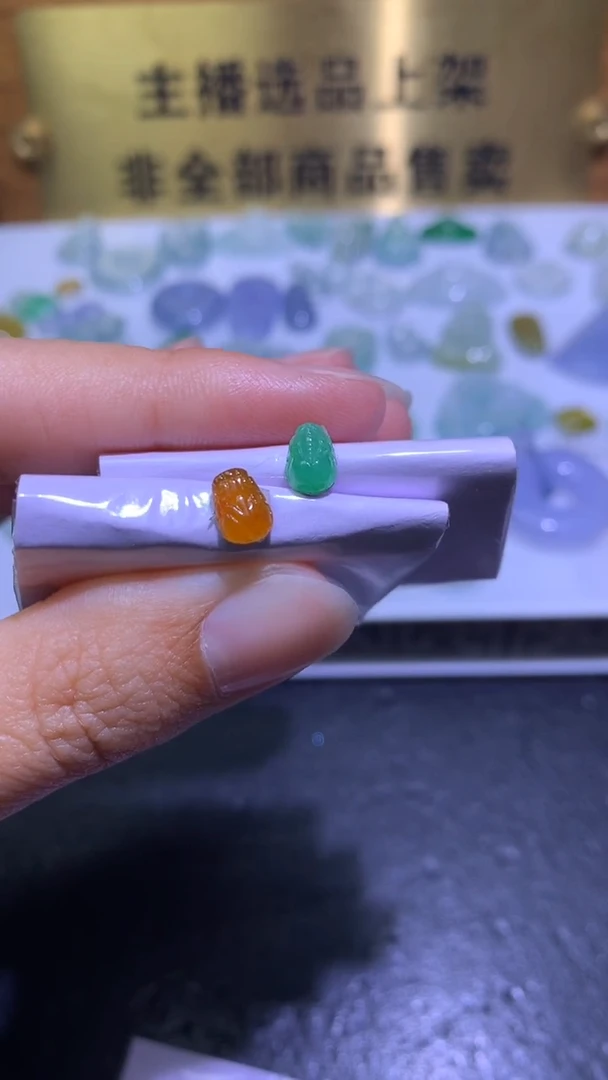 未镶嵌定制翡翠忘*毛货