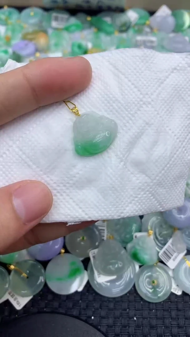颈饰未镶嵌翡翠天然缅甸A货翡翠