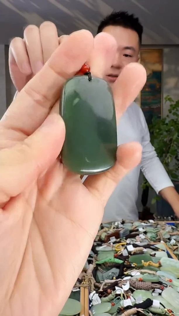 未镶嵌和田玉挂件拍一发一