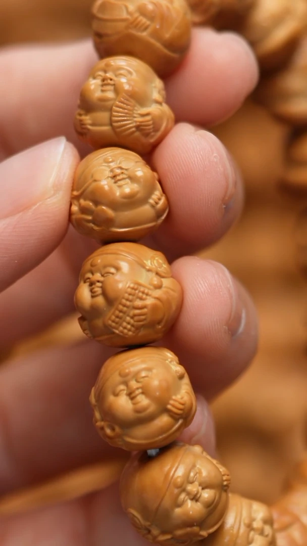 吊坠猴头核桃歪财