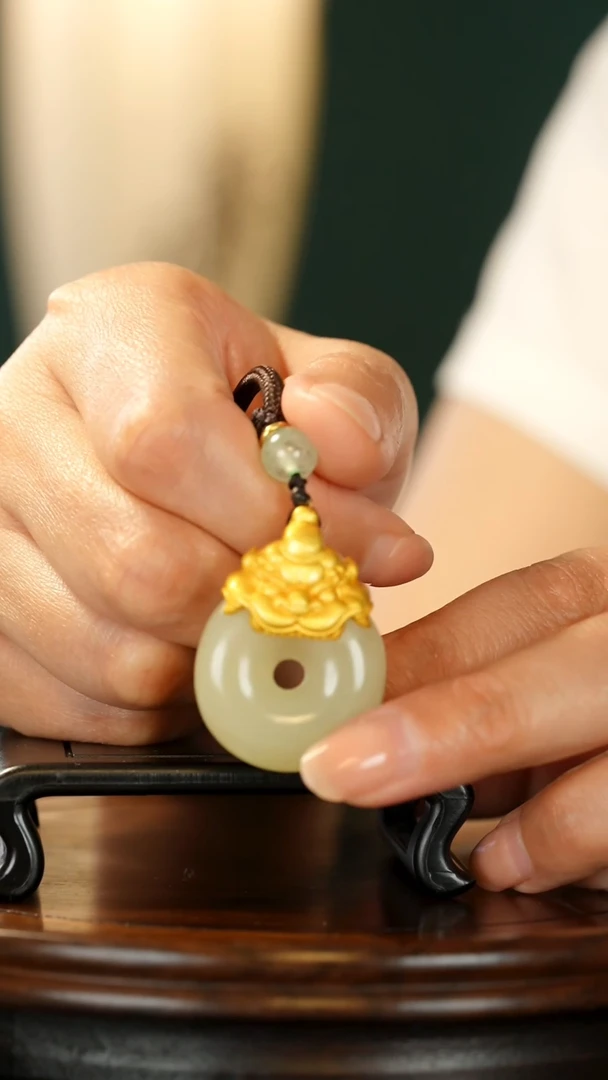 云南石其他竹叶青：【貔貅挂坠】