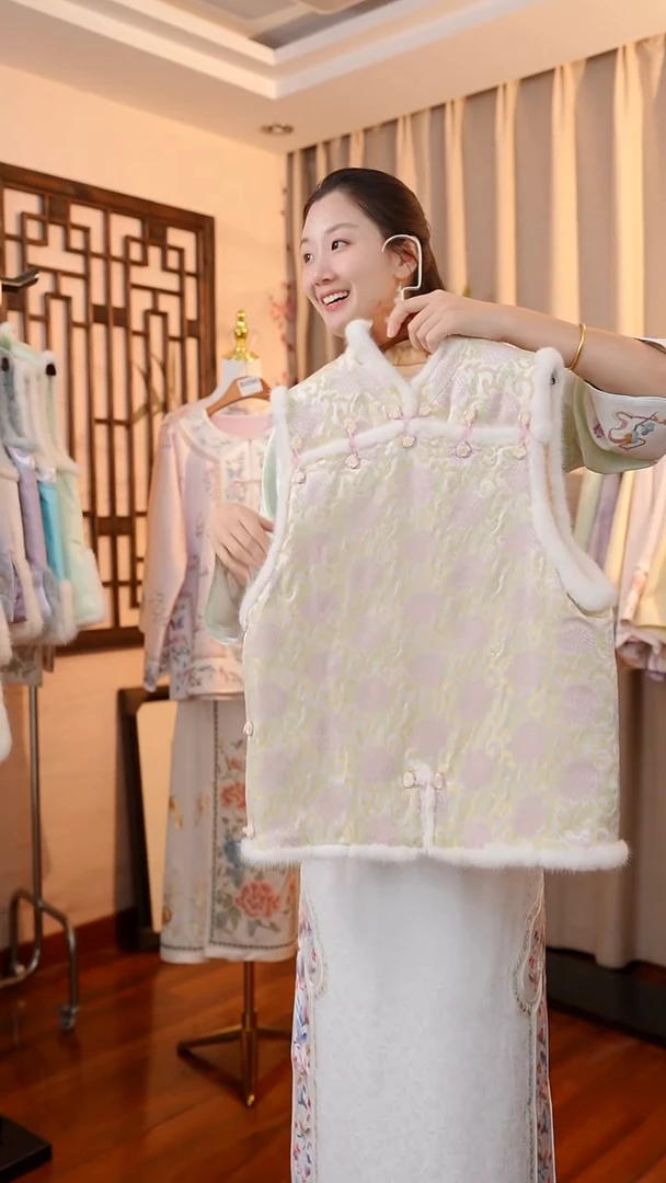 刺绣桑蚕丝非遗苏绣服饰