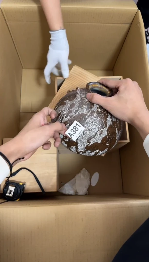 瓷片陌****6381 中古商品，谨慎购买