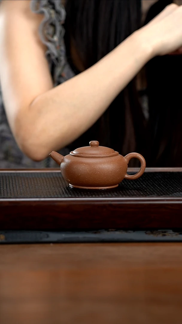 茶壶紫砂180cc黄龙山原矿段泥宫灯7