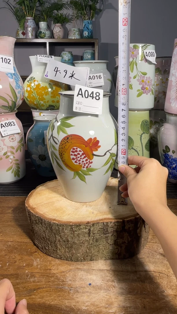 摆件景德镇手绘陶瓷花瓶