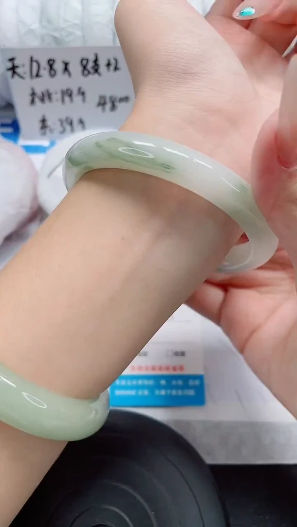 未镶嵌手镯石英质玉89-62/63