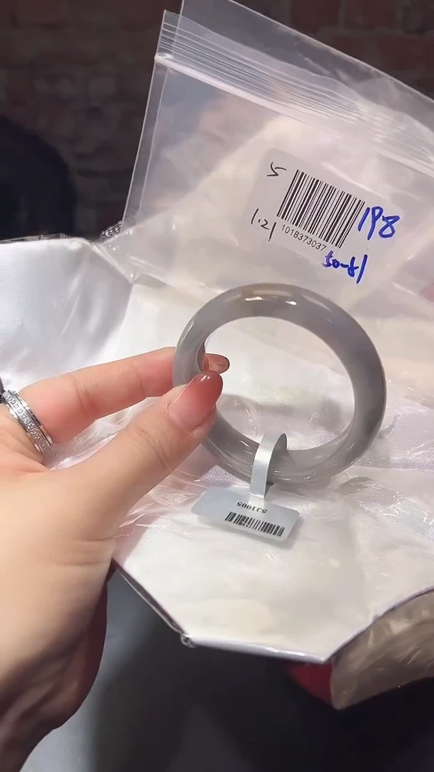 【闪购商品】翡翠手镯未镶嵌翡翠手镯