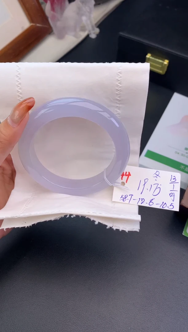 【闪购商品】翡翠手镯未镶嵌订金