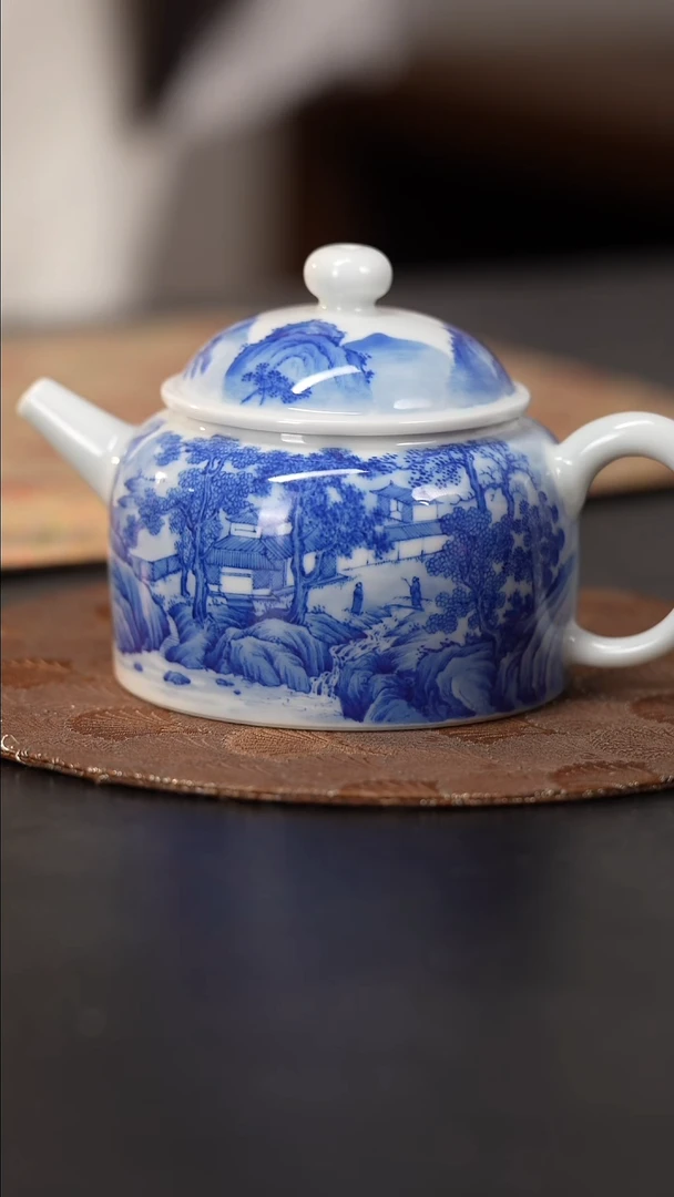 【闪购商品】杯看山柴窑青花山水