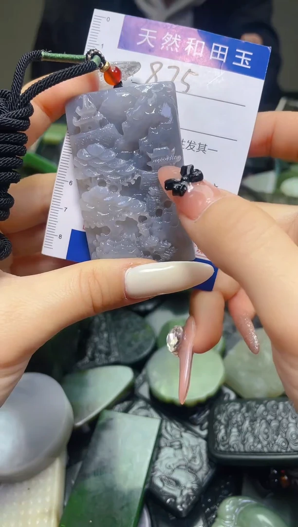 颈饰未镶嵌和田玉875