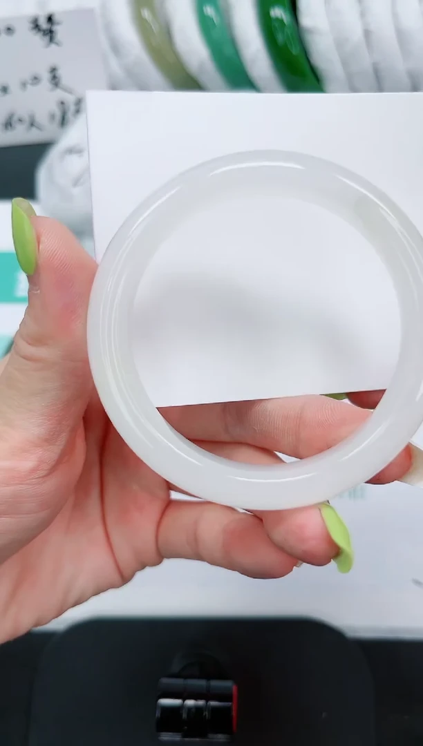 石英质玉手镯未镶嵌799/54