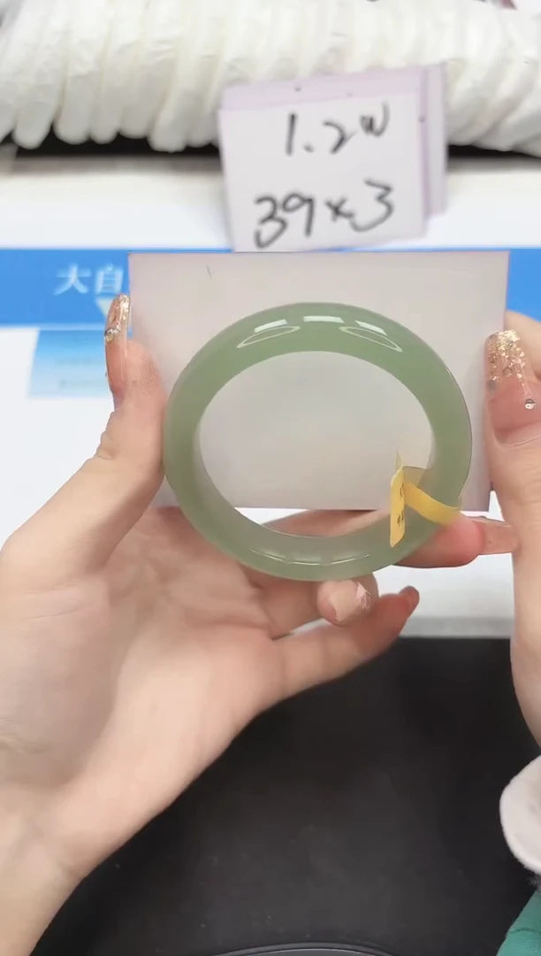 未镶嵌手镯石英质玉229-52