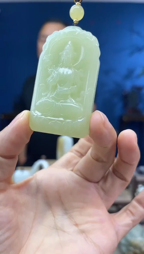 和田玉未镶嵌颈饰1