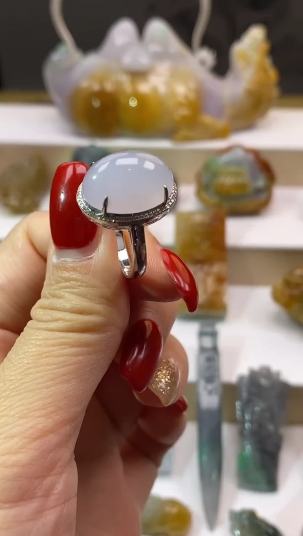 18K金镶嵌戒指翡翠翡翠紫罗兰戒指