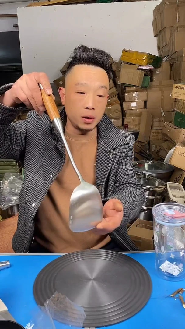 1不锈钢316L锅铲一把 有划痕