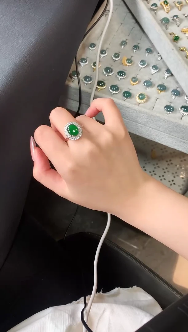 【闪购商品】翡翠戒指银S925镶嵌4214
