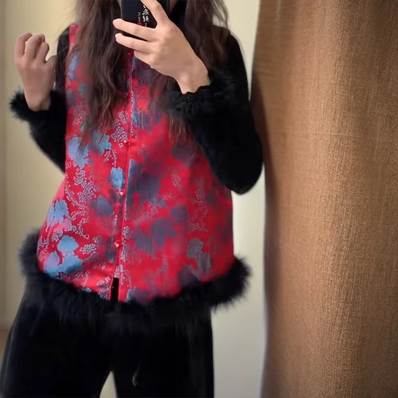 2025年秀云阁女装新中式织锦提花新年拜年服时尚潮流气质国风马甲