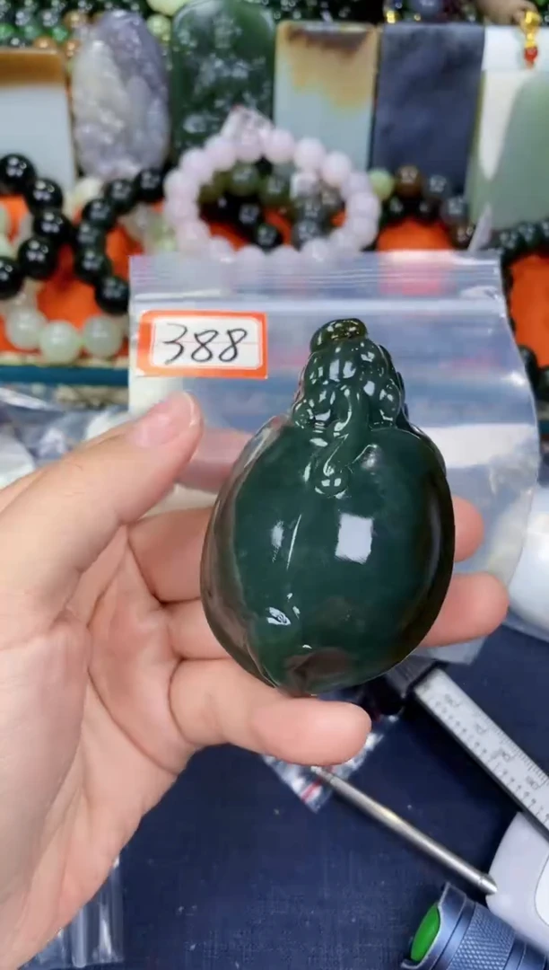 颈饰未镶嵌和田玉和田玉