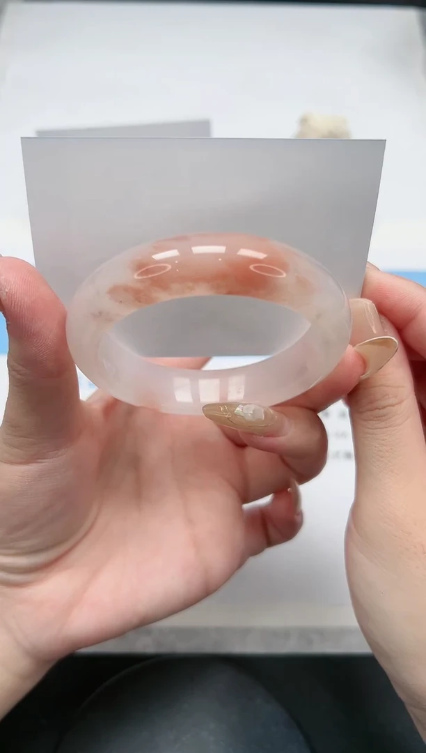 【闪购商品】石英质玉手镯未镶嵌52/桃花55.8