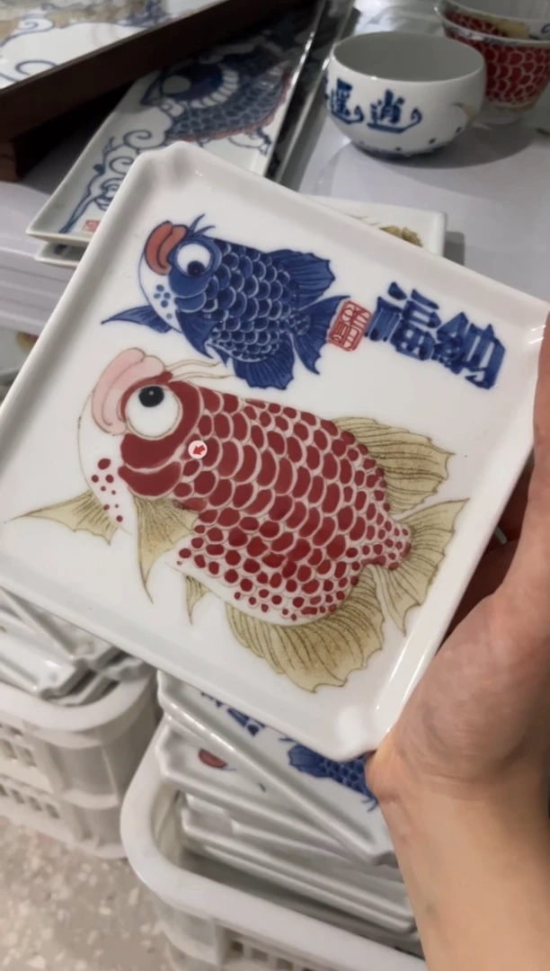 昨明景德镇陶瓷：微瑕