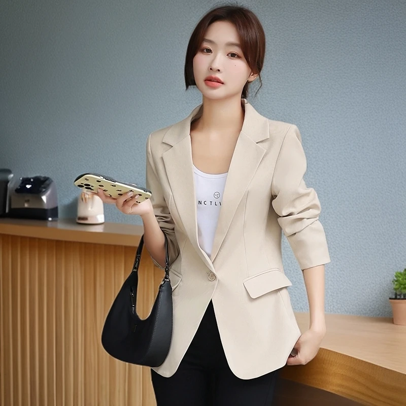 小西装外套女2025早秋新款小西服时尚修身上衣休闲设计感气质黑色