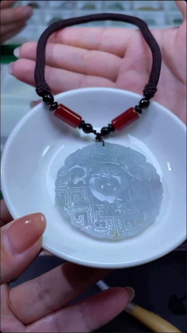 定制翡翠未镶嵌仿古