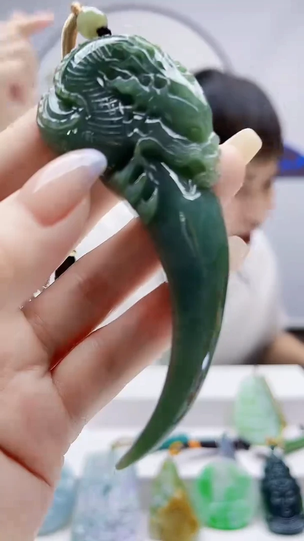 未镶嵌定制翡翠毛货-挂件59