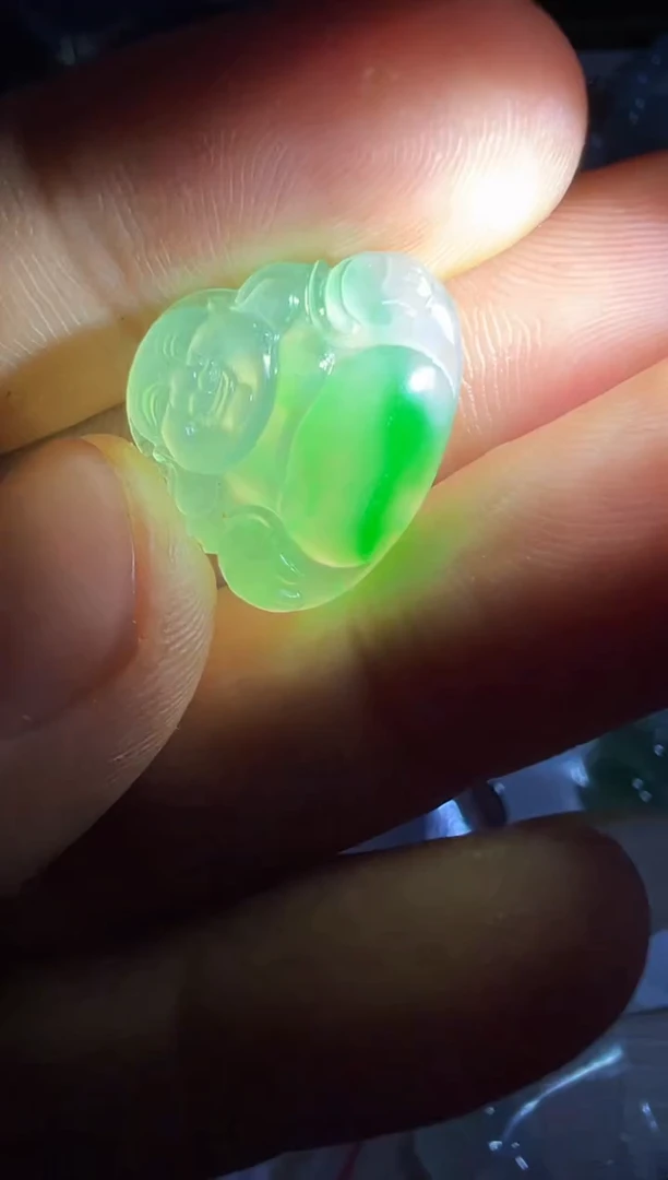 未镶嵌定制翡翠翡翠佛公