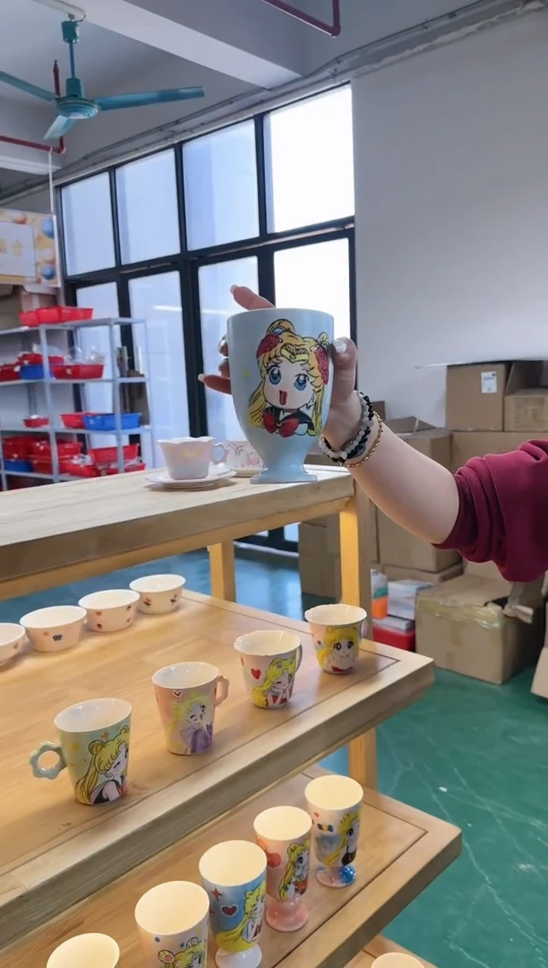 【闪购商品】瓷J135------------