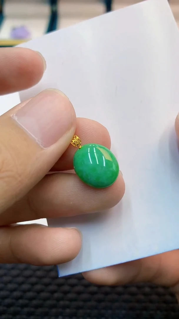 翡翠18K金镶嵌吊坠(不含链)1