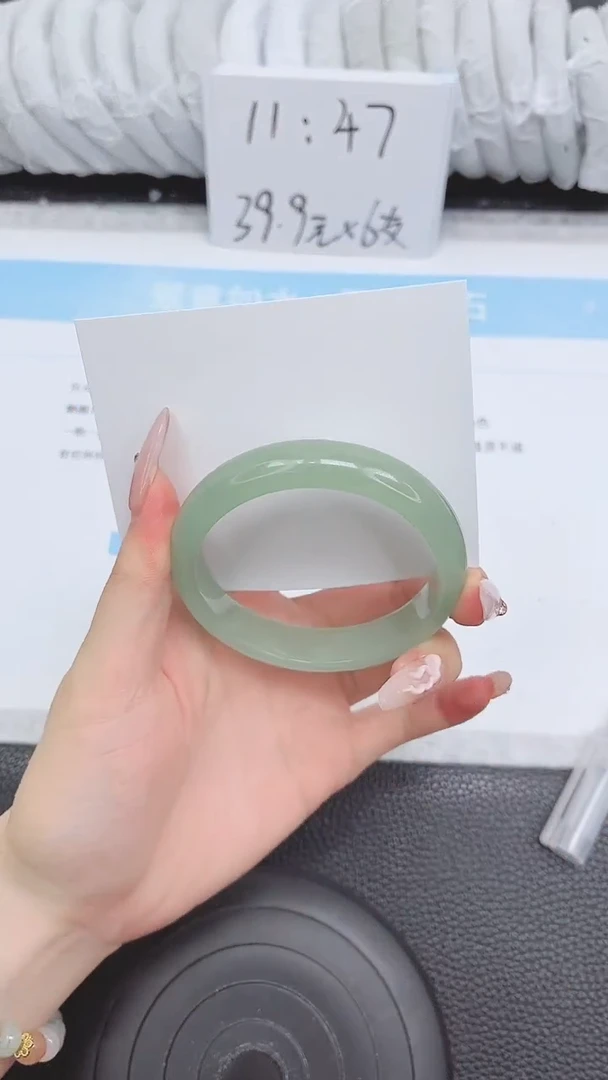 未镶嵌手镯石英质玉201-56