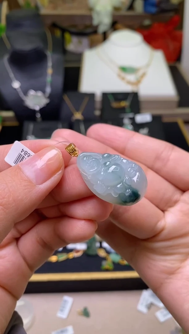 【闪购商品】翡翠颈饰18K金镶嵌净货17932