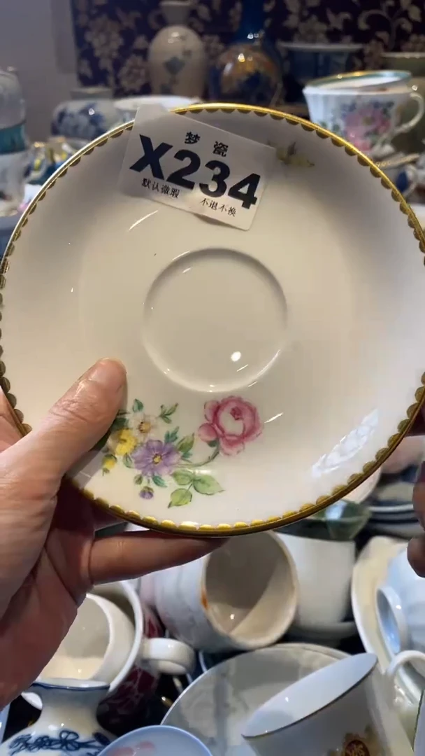 瓷片梦瓷哈哈哈哈哈哈哈