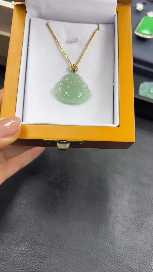 翡翠挂件18K金镶嵌佛公 不含链