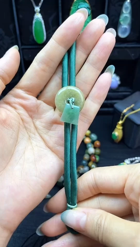 未镶嵌手链翡翠手链