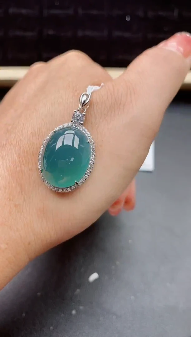 【闪购商品】翡翠吊坠(赠链)银S925镶嵌50800