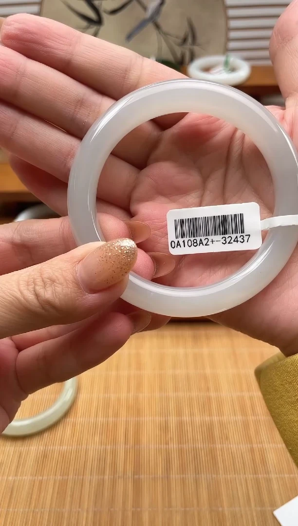 未镶嵌手镯和田玉57