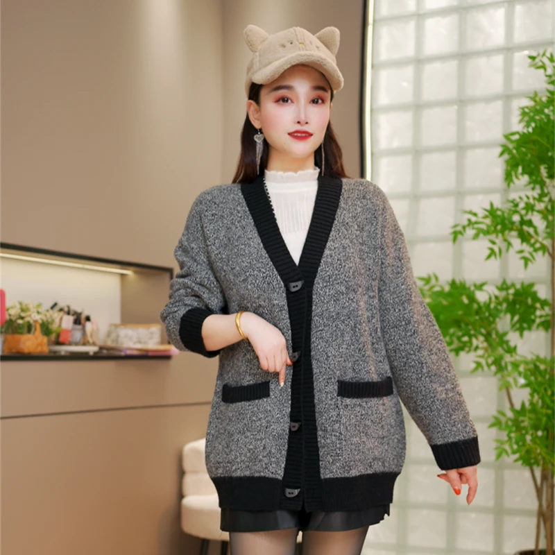 秋冬V领高级感时尚开衫女宽松慵懒风撞色毛衣外套针织衫百搭气质