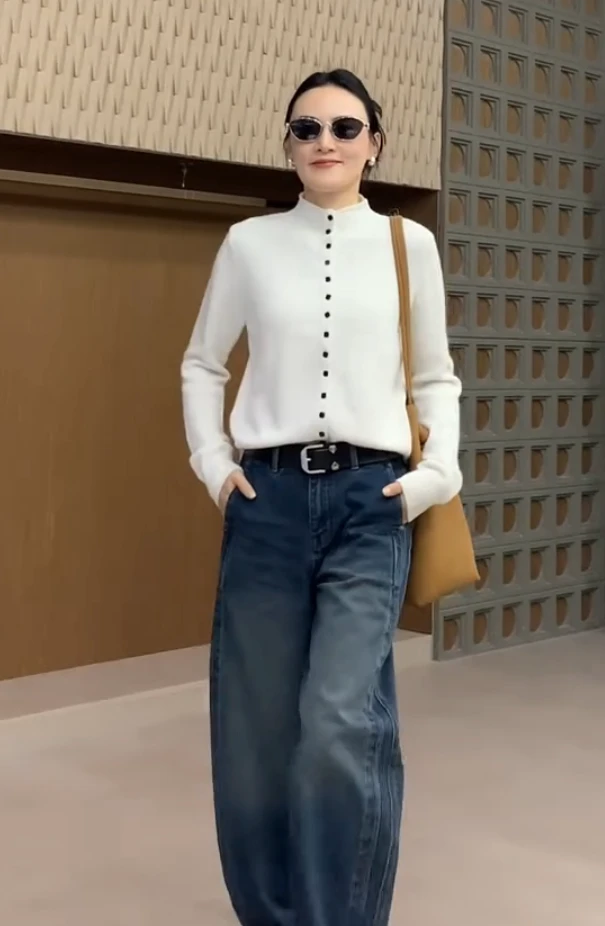 2025基础款百搭纯色气质时尚半高领小方扣针织衫女长袖