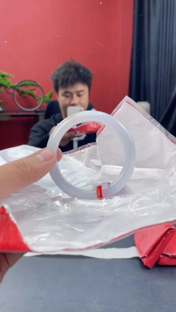 未镶嵌手镯翡翠9