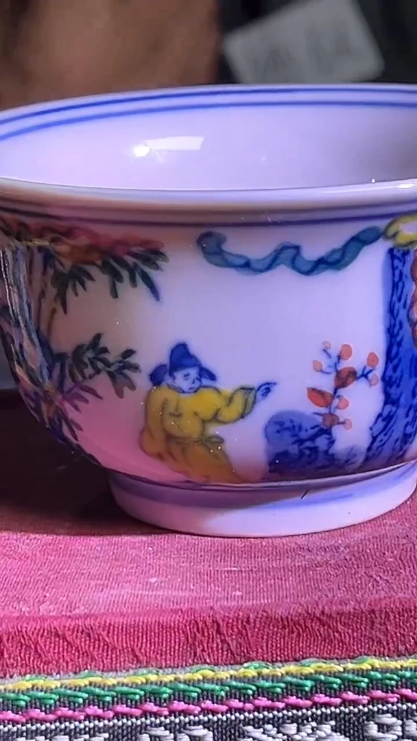 【闪购商品】瓷片372F现代工艺品一个